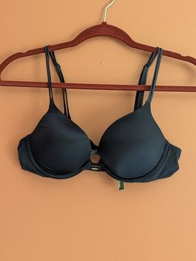 Victoria's Secret Very Sexy Push-Up Bra Navy Blue With Rhinestone. NWOT 36A